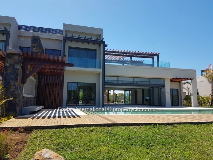 Villa 4 Chambres à Vendre à Anahita Hedonia – Vue Golf & Mer Île Maurice