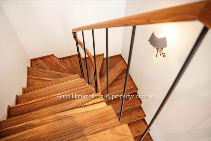 Prestigious Golfside Villa for Sale | Heritage Villas Valriche