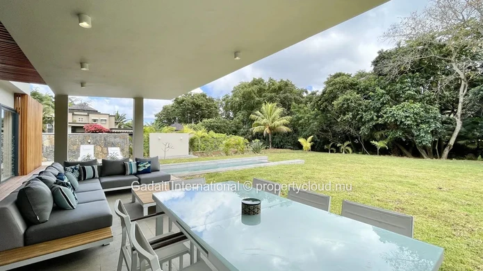 Villa de luxe avec vue sur le golf dans un cadre tropical à vendre | Héritage Bel Ombre