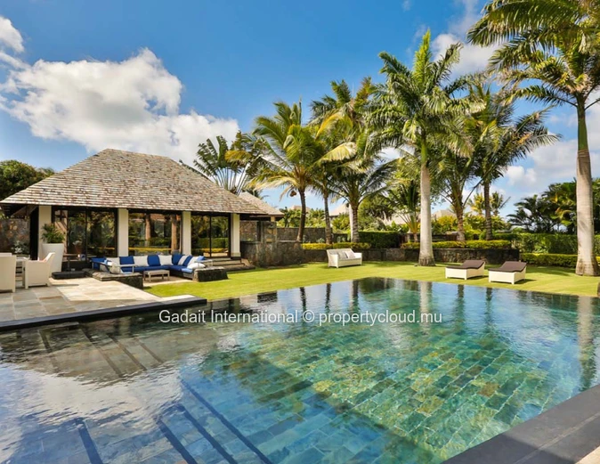 Villa HideAway: For rent - villa with sea view & private pool at Anahita Golf & Spa Resort