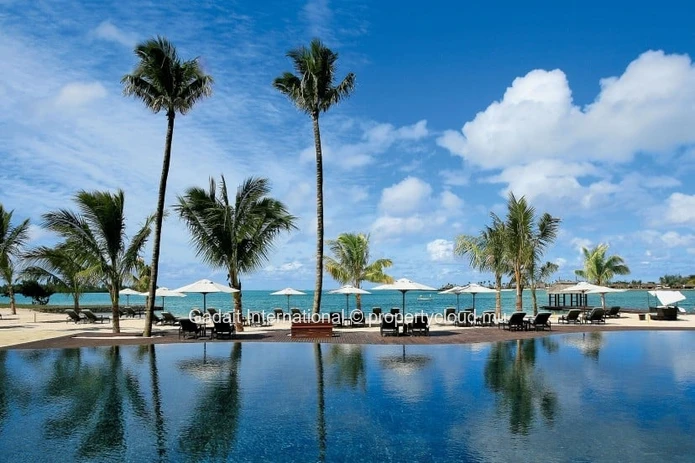Investissez dans le luxe sur la côte Est de l'île Maurice avec cette villa de 3 chambres, vue Golf