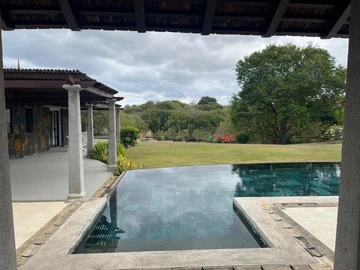 5 Bedroom Villa