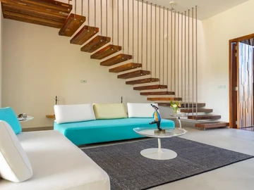 6 Bedroom Villa