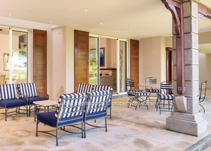 Villa meublée avec vue collines et mer à vendre | Heritage Valriche – Bel Ombre