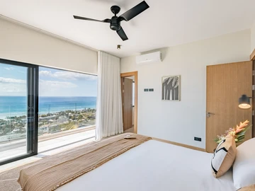 5 Bedroom Villa