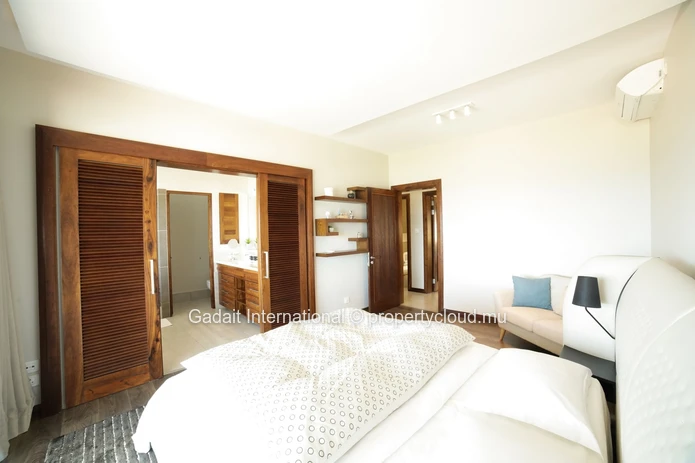 For sale magnificent penthouse duplex sea view on the west coast of Mauritius