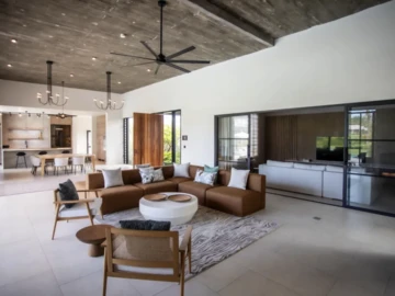 4 Bedroom Villa
