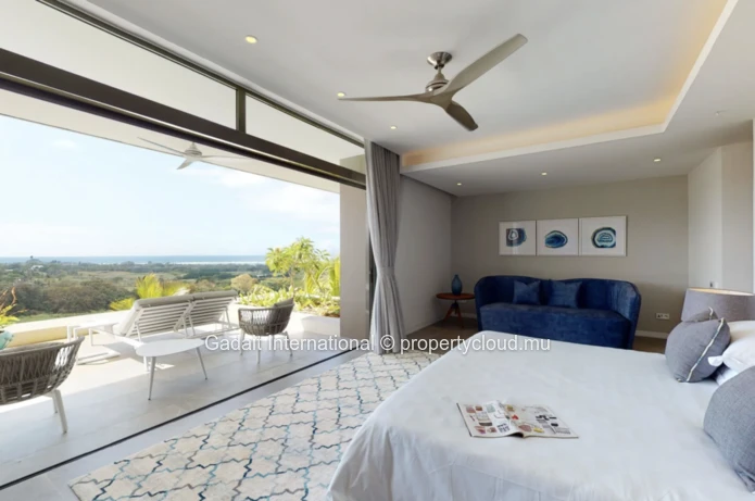 Villa de Luxe à Vendre à Bel Ombre – Vue Mer Panoramique et Accès Golf d'Exception