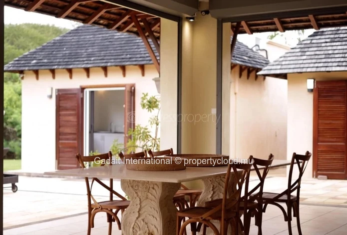 Maison d'Exception sur le Golf en Vente