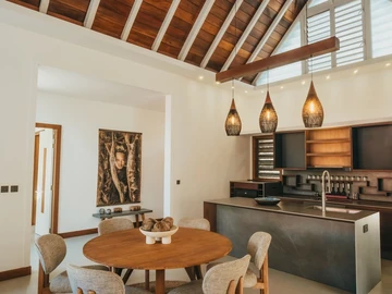 4 Bedroom Villa