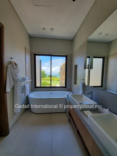 Villa 4 Chambres à Vendre à Anahita Hedonia – Vue Golf & Mer Île Maurice