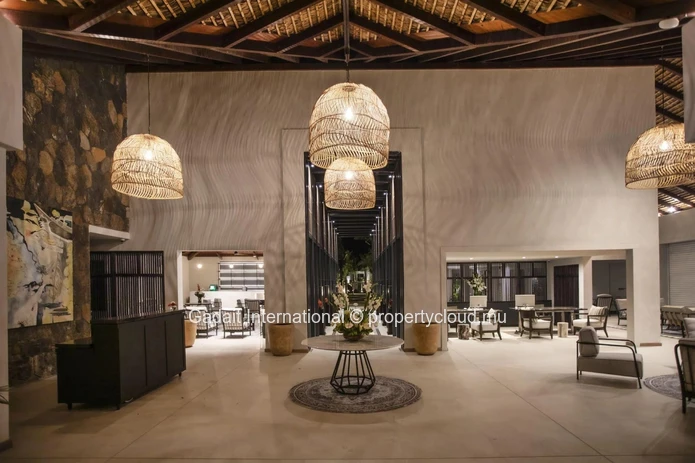 An Architectural Jewel in the Heart of Paradise - Elegance, Privacy and 5-Star Service