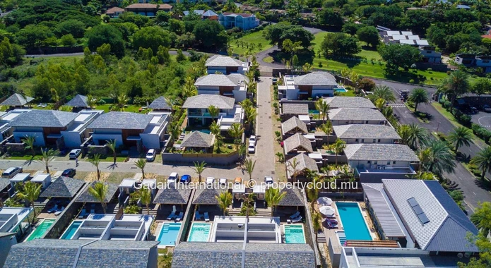 Villa with private pool and tropical garden for sale | Black River