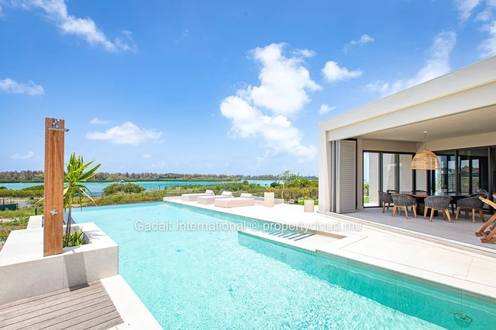 A vendre une Villa de maître sur l'eau à l'Ile Maurice