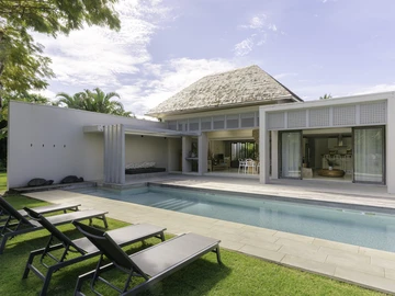 4 Bedroom Villa