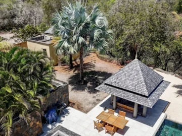 5 Bedroom Villa