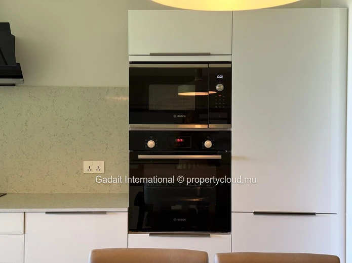 Luxury Apartment for Rent in Belle Vue Harel, Mauritius – Secure Residence with Swimming Pool and Mountain Views