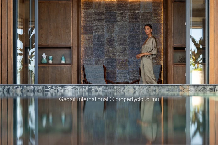Penthouse LOÉ – An Exceptional Rental in Rivière Noire, Mauritius