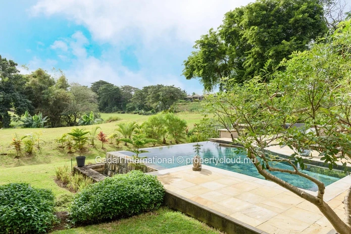 A vendre Villa de Haut de gamme et Vue Golf | Heritage Valriche – Bel Ombre