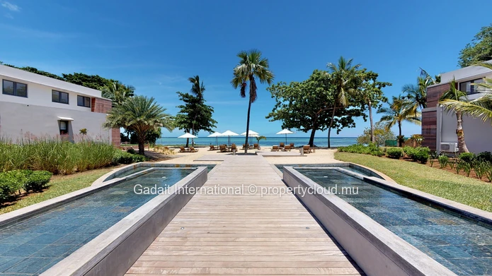 À Vendre – Penthouse d'Exception à Manta Cove, Rivière Noire | Île Maurice