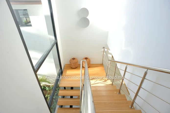An Elegant and Distinguished Property: A Luxurious Villa Perfect for Refined Connoisseurs