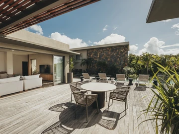 4 Bedroom Villa