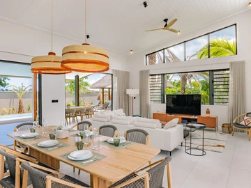 4 Bedroom Villa