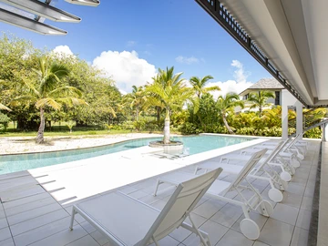 7 Bedroom Villa