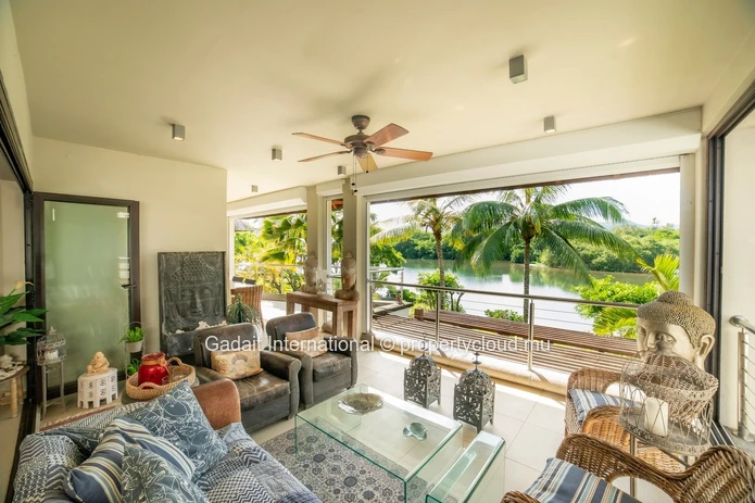 For rent magnificent 4 bedroom villa in the west coast of Tamarin
