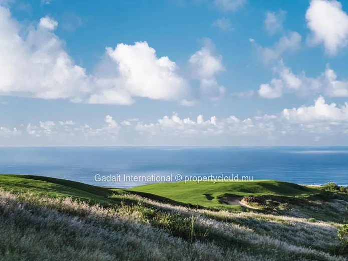 Villa de luxe 4 chambres à vendre avec vue sur le golf et l'océan, île Maurice