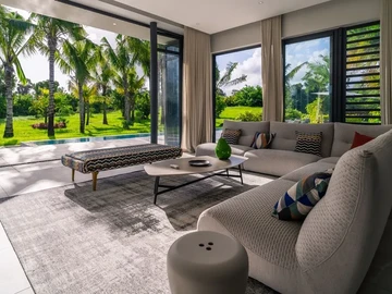 5 Bedroom Villa