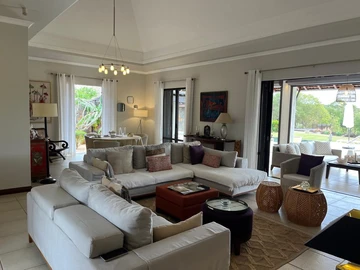 5 Bedroom Villa