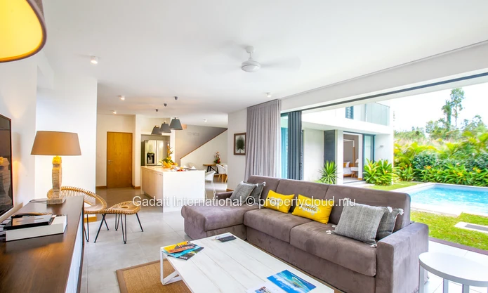 Villa de 4 chambres avec Services sur-mesure à vendre à Rivière Noire