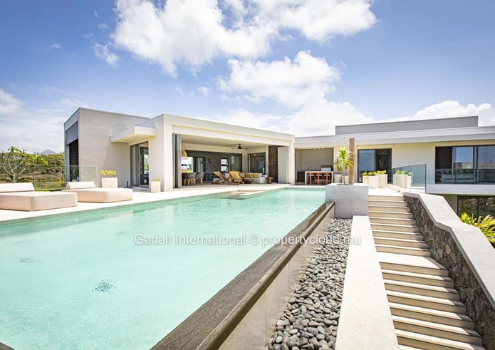 Magnificent Villa with Sea View & Private Pool | Rental in Anahita Beau Champ