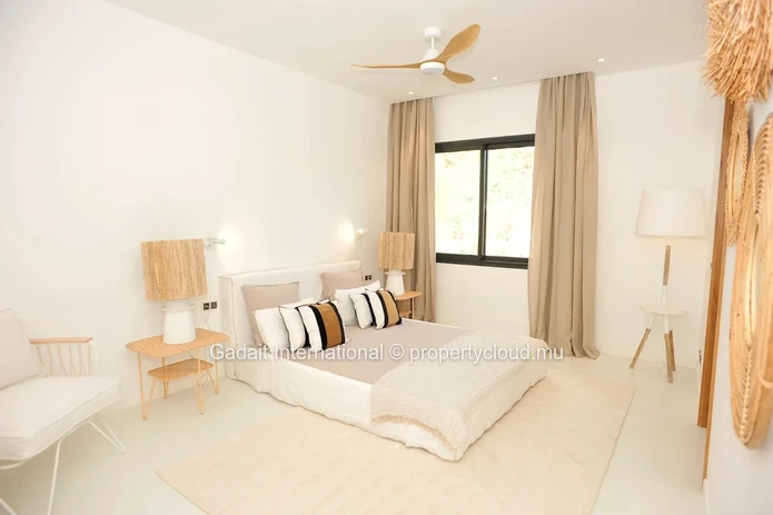 An Elegant and Distinguished Property: A Luxurious Villa Perfect for Refined Connoisseurs