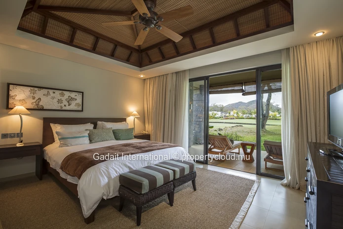 Prestige rental : 2+1 bedroom apartment with private pool & golf view | Anahita Golf & Spa Resort Beau Champ