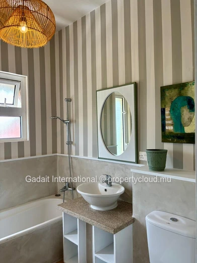 Penthouse à vendre à Jardin du Cap – À deux pas de la plage de Bain Bœuf