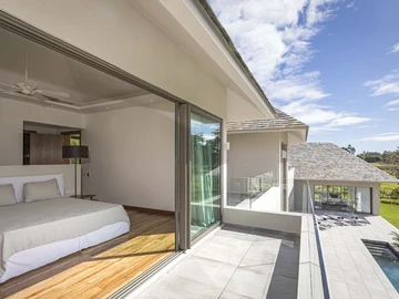4 Bedroom Villa