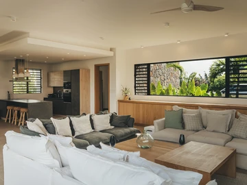 4 Bedroom Villa