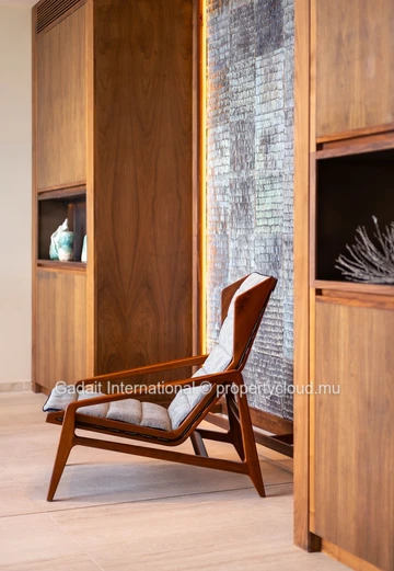 Penthouse LOÉ – An Exceptional Rental in Rivière Noire, Mauritius