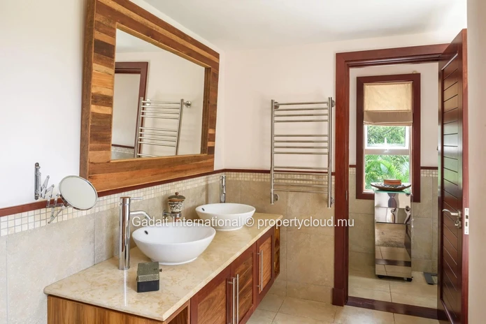 A vendre Villa de Haut de gamme et Vue Golf | Heritage Valriche – Bel Ombre