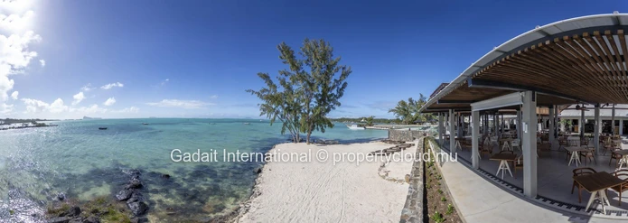 Propriété Pieds dans l'Eau, Luxe Contemporain au Nord de l'Île Maurice