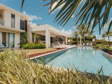4 Bedroom Villa