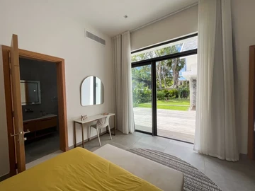 4 Bedroom Villa
