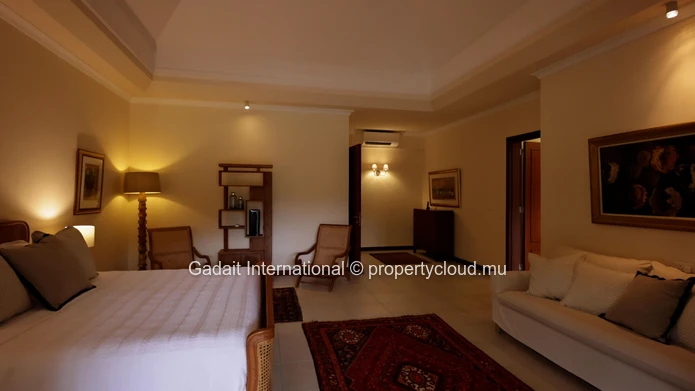 Investing in a luxury villa on the Tamarina golf course in West Mauritius