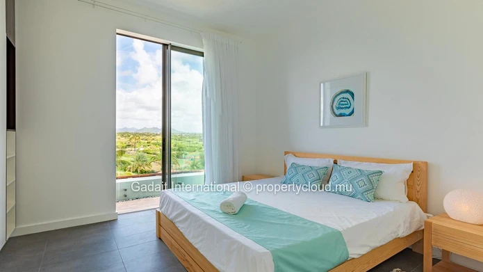 Penthouse à Palmar en bord de mer avec vue panoramique, piscine et plage privée