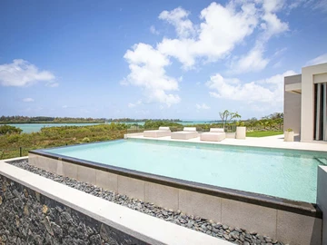 4 Bedroom Villa