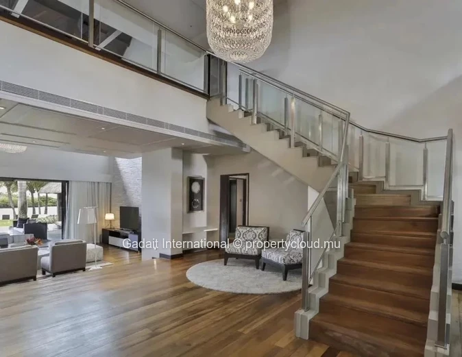 Investissez dans cette villa à l'est de l'île Maurice avec plage privée et accès golf