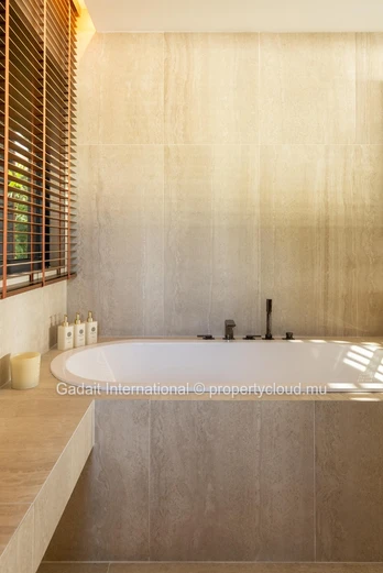 Penthouse LOÉ – An Exceptional Rental in Rivière Noire, Mauritius