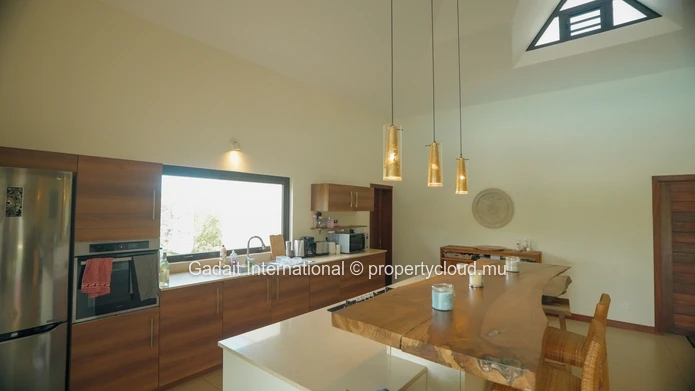 Somptueuse Villa de Prestige à Vendre - Cap Tropical 2, Île Maurice - Luxe et Résidence Permanente